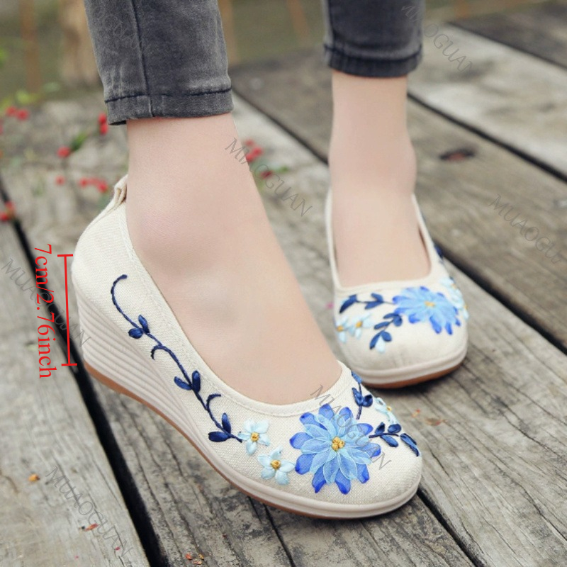 Embroidered Women Comfort Wedg - đánh giá và giá Embroidery Shoes