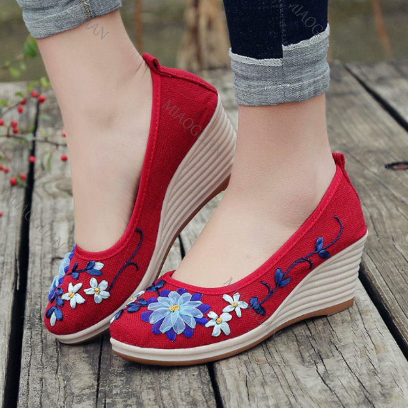 Embroidered Women Comfort Wedg - đánh giá và giá Embroidery Shoes