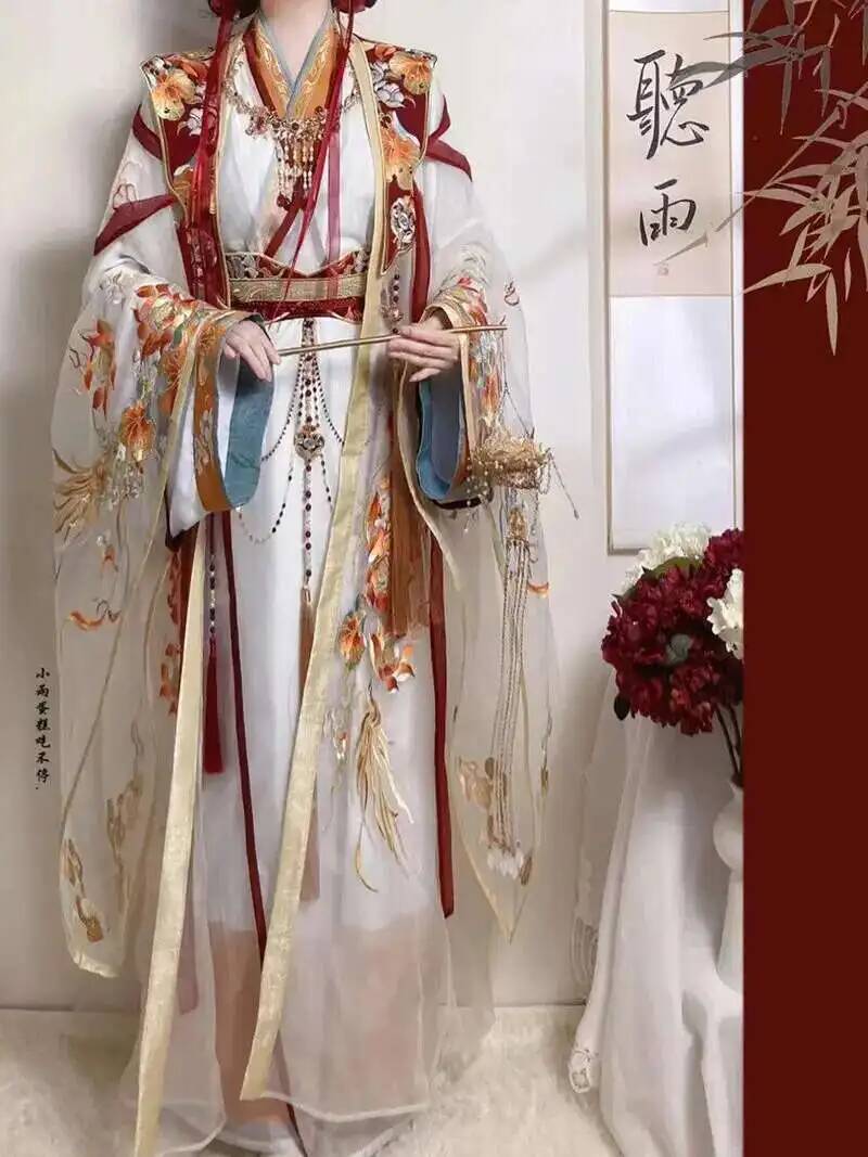 Ming Dynasty Hanfu Embroidery  - đánh giá và giá Embroidery Set